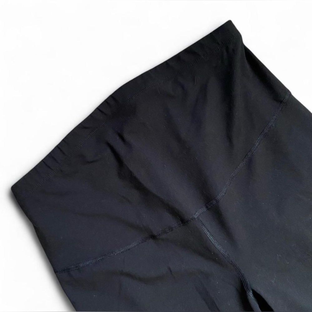 Old Navy Active maternity leggings 3/4 length in women’s size M